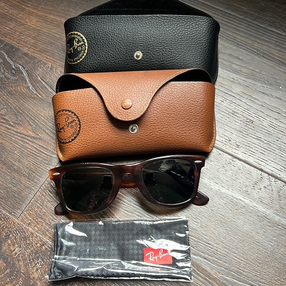 Ray-Ban Accessories - Vintage B&L Ray-Ban Wayfarer Tortoise Shell Sunglasses